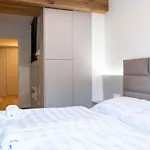 Apartment Wellness Pila *
