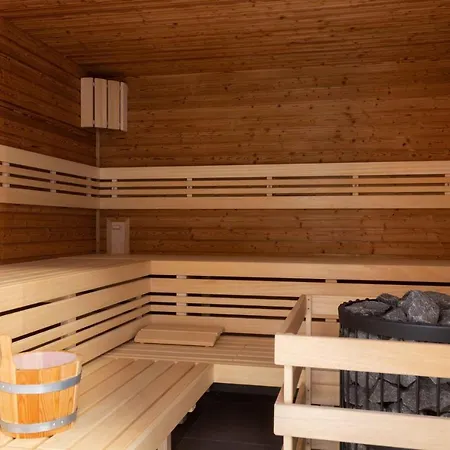 Wellness Pila Apartament *
